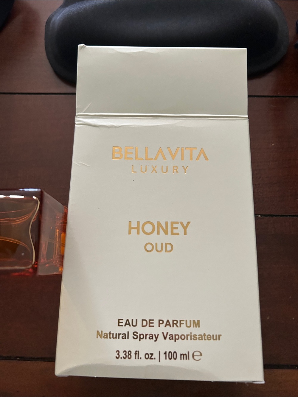 Honey Oud Eau de Parfum - White